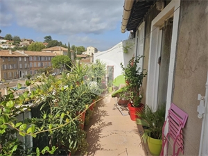 appartement à la vente -   13400  AUBAGNE, surface 28,5 m2 vente appartement - APR731389